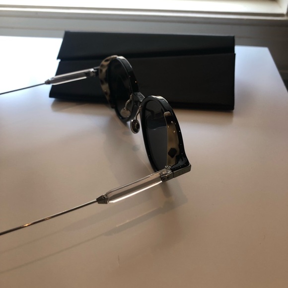 Authentic DIOR umbrage luxury sunglasses - Picture 5 of 6